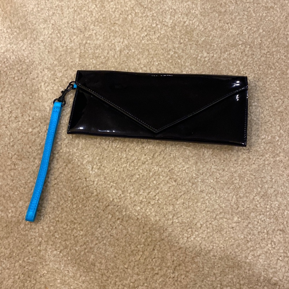 MARC by Marc Jacobs patent black and teal wristlet